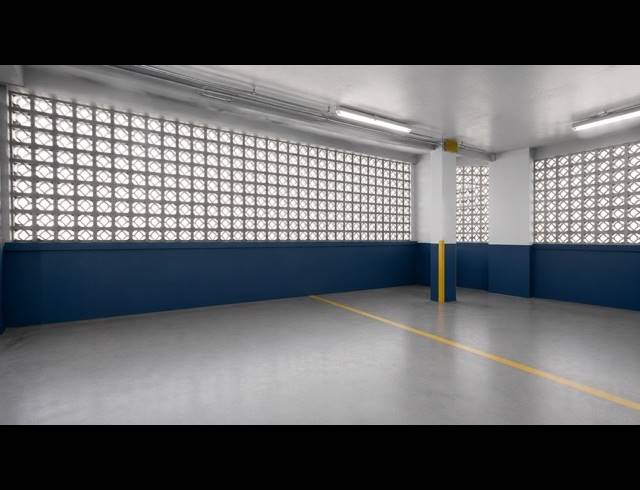 4,500M² BUILDING FOR SALE IN GREYVILLE